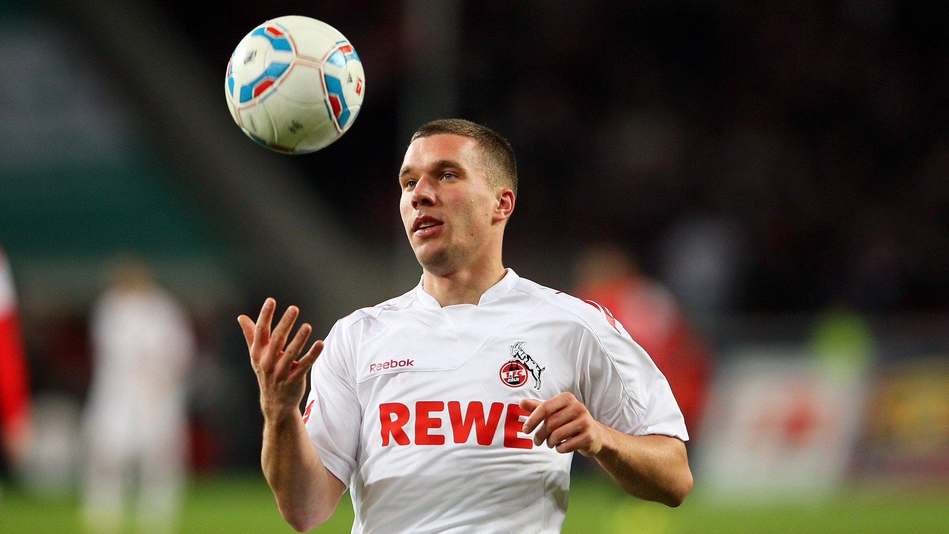 五大联赛中游球队展现黑马潜质，五大联赛中场球员