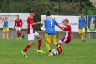 利物浦“亿元先生”伊萨克合练登场，球迷翘首以盼